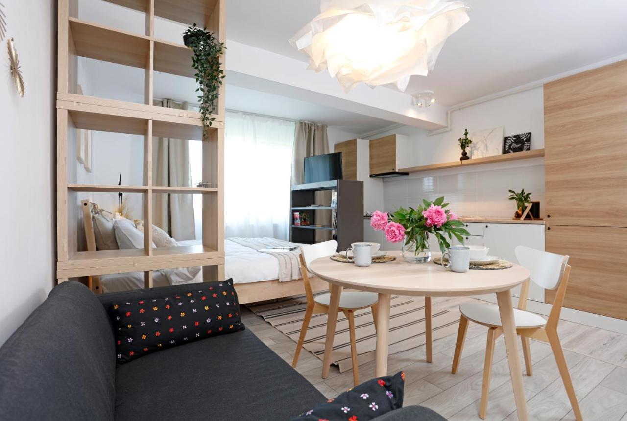 New & Cozy Studio In Ghencea + Netflix Бухарест Экстерьер фото